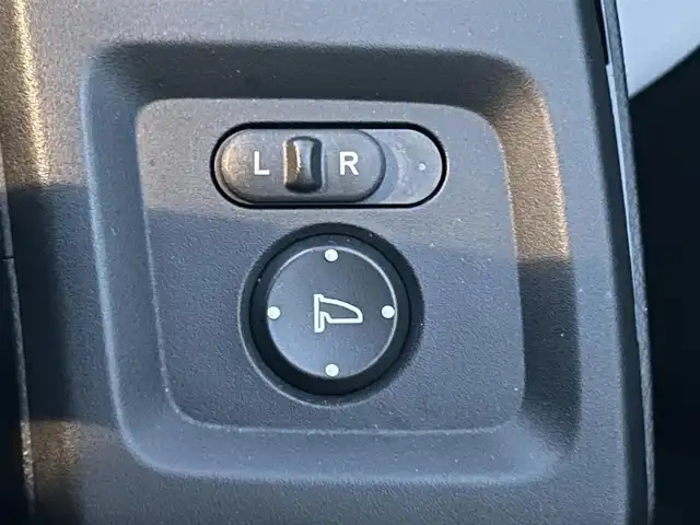 ホンダ Ｓ６６０ β 兵庫県 2015(平27)年 3.6万km プレミアムスターホワイトP 社外ポータブルナビ/バックカメラ/ETC/AM/FM/AUS/USB/ステアリングスイッチ/パドルシフト/プッシュスタート/純正フロアマット/純正アルミホイール/スマートキー/パワーステアリング/パワーウィンドウ/LEDヘッドライト/横滑り防止装置/衝突被害軽減システム