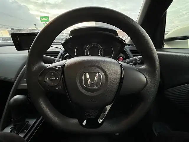 ホンダ Ｓ６６０ β 兵庫県 2015(平27)年 3.6万km プレミアムスターホワイトP 社外ポータブルナビ/バックカメラ/ETC/AM/FM/AUS/USB/ステアリングスイッチ/パドルシフト/プッシュスタート/純正フロアマット/純正アルミホイール/スマートキー/パワーステアリング/パワーウィンドウ/LEDヘッドライト/横滑り防止装置/衝突被害軽減システム