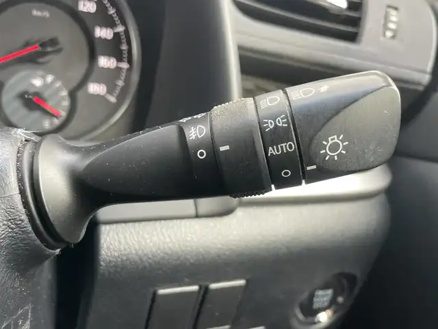 トヨタ ヴェルファイア Z 千葉県 2016(平28)年 5.8万km ホワイトパールクリスタルシャイン 安全機能/・衝突軽減ブレーキ/レーンキープアシスト/・レーダークルーズコントロール/クリアランスソナー/アルパイン9インチナビ(X9V)/・フルセグ/BT/DVD/CD/アルパインフリップダウンモニター/バックカメラ/ETC/両側パワースライドドア/LEDヘッドライト/オートライト/フォグライト(社外)/スマートキー/プッシュスタート/社外ステアリング/純正フロアマット/サイドバイザー