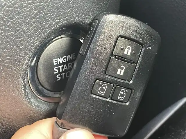 トヨタ ヴェルファイア Z 千葉県 2016(平28)年 5.8万km ホワイトパールクリスタルシャイン 安全機能/・衝突軽減ブレーキ/レーンキープアシスト/・レーダークルーズコントロール/クリアランスソナー/アルパイン9インチナビ(X9V)/・フルセグ/BT/DVD/CD/アルパインフリップダウンモニター/バックカメラ/ETC/両側パワースライドドア/LEDヘッドライト/オートライト/フォグライト(社外)/スマートキー/プッシュスタート/社外ステアリング/純正フロアマット/サイドバイザー