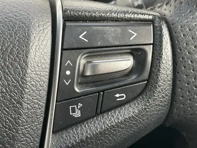 トヨタ ヴェルファイア Z 千葉県 2016(平28)年 5.8万km ホワイトパールクリスタルシャイン 安全機能/・衝突軽減ブレーキ/レーンキープアシスト/・レーダークルーズコントロール/クリアランスソナー/アルパイン9インチナビ(X9V)/・フルセグ/BT/DVD/CD/アルパインフリップダウンモニター/バックカメラ/ETC/両側パワースライドドア/LEDヘッドライト/オートライト/フォグライト(社外)/スマートキー/プッシュスタート/社外ステアリング/純正フロアマット/サイドバイザー