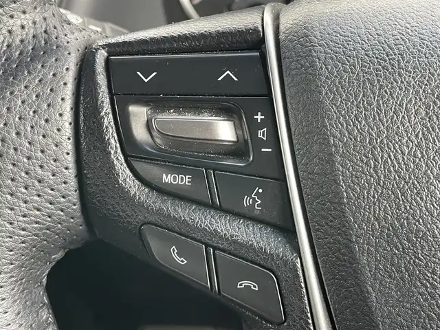 トヨタ ヴェルファイア Z 千葉県 2016(平28)年 5.8万km ホワイトパールクリスタルシャイン 安全機能/・衝突軽減ブレーキ/レーンキープアシスト/・レーダークルーズコントロール/クリアランスソナー/アルパイン9インチナビ(X9V)/・フルセグ/BT/DVD/CD/アルパインフリップダウンモニター/バックカメラ/ETC/両側パワースライドドア/LEDヘッドライト/オートライト/フォグライト(社外)/スマートキー/プッシュスタート/社外ステアリング/純正フロアマット/サイドバイザー