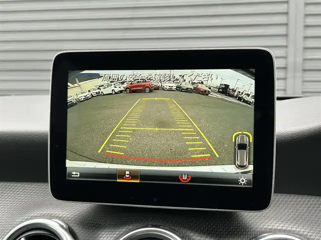 メルセデス・ベンツ ＧＬＡ１８０ 茨城県 2017(平29)年 5.2万km カルサイトホワイト RSP /衝突軽減B /ACC /LKA /BSM /ナビ /TV /Bカメラ /BT /USB /ハーフレザーシート /シートヒーター　/パドルシフト　/ETC2.0　/パドルシフト /電動リアゲート /LEDヘッドライト /純正17インチAW　/前後ドラレコ /ルーフレール /禁煙車