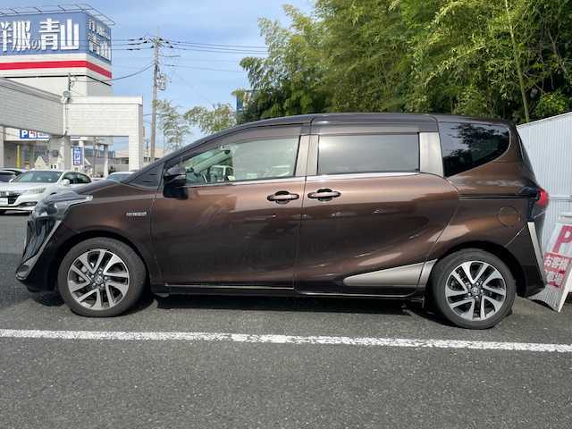 トヨタ シエンタ ハイブリッド ファンベースG 茨城県 2019(令1)年 6.6万km ヴィンテージブラウンパールクリスタルシャイン 純正ナビ【AM/FM/CD/DVD/BT/フルセグ】/両側パワースライドドア/クルーズコントロール/バックカメラ/車線逸脱警告システム/ETC2.0/ドライブレコーダー/LEDライト/フォグランプ/ステアリングスイッチ/コーナーセンサー/盗難防止システム/ホーンツイーター/横滑り防止装置/保証書/取扱説明書