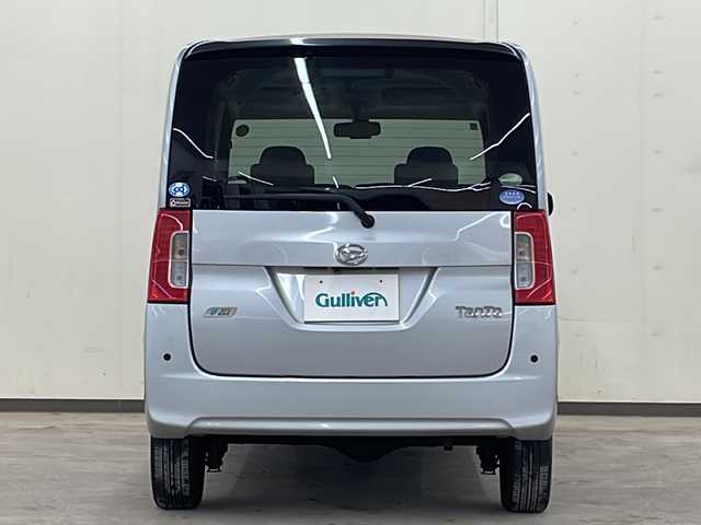 ダイハツ タント X SA 道央・札幌 2014(平26)年 9.5万km ブライトシルバーメタリック /4WD//純正ナビ：NMCK-W64D/（CD/SD/USB/ラジオ/ワンセグ）//片側パワースライドドア//横滑り防止装置//衝突被害軽減システム//アイドリングストップ//コーナーセンサー//プッシュスタート//オートライト//オートエアコン//電動格納ミラー//鉄ホイールスタッドレスタイヤ積込みあり