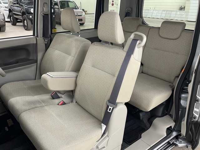 ダイハツ タント X SA 道央・札幌 2014(平26)年 9.5万km ブライトシルバーメタリック /4WD//純正ナビ：NMCK-W64D/（CD/SD/USB/ラジオ/ワンセグ）//片側パワースライドドア//横滑り防止装置//衝突被害軽減システム//アイドリングストップ//コーナーセンサー//プッシュスタート//オートライト//オートエアコン//電動格納ミラー//鉄ホイールスタッドレスタイヤ積込みあり