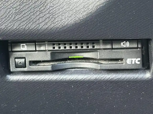 トヨタ アクア G G’s 兵庫県 2015(平27)年 10.5万km ホワイトパールクリスタルシャイン (株)IDOMが運営する【じしゃロン神戸名谷店】の自社ローン専用車両になりますこちらは現金またはオートローンご利用時の価格です。自社ローンご希望の方は別途その旨お申付け下さい。フルセグテレビ/バックカメラ/ウィンカーミラー/クルーズコントロール/ドアバイザー/プッシュスタート/ETC/カーボンボンネット調フィルム/F左右シートヒーター/デジタルインナーミラー