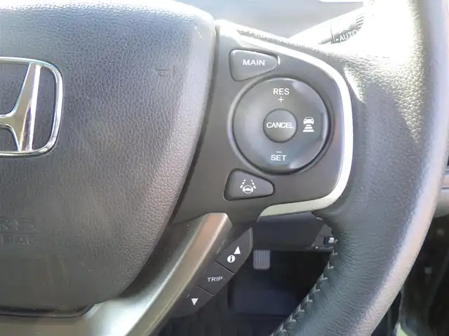 ホンダ フリード ハイブリット G ホンダセンシング 千葉県 2020(令2)年 5.6万km クリスタルブラックパール ホンダセンシング/・衝突軽減ブレーキ（CMBS）/・車線維持支援システム（LKAS）/・アダプティブクルーズコントロール（ACC）/・後方誤発進抑制機能/・誤発進抑制機能/両側パワースライドドア/ハーフレザーシート/前席シートヒーター/純正SDナビ/地デジTV/【DVD/CD再生機能　Bluetooth接続】/バックカメラ/ドライブレコーダー（前後撮影）/革巻きステアリング/ETC/LEDヘッドライト/ウインカーミラー/リアコーナーセンサー/純正15インチアルミホイル/Honda スマートキー