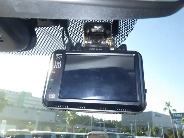 ホンダ フリード ハイブリット G ホンダセンシング 千葉県 2020(令2)年 5.6万km クリスタルブラックパール ホンダセンシング/・衝突軽減ブレーキ（CMBS）/・車線維持支援システム（LKAS）/・アダプティブクルーズコントロール（ACC）/・後方誤発進抑制機能/・誤発進抑制機能/両側パワースライドドア/ハーフレザーシート/前席シートヒーター/純正SDナビ/地デジTV/【DVD/CD再生機能　Bluetooth接続】/バックカメラ/ドライブレコーダー（前後撮影）/革巻きステアリング/ETC/LEDヘッドライト/ウインカーミラー/リアコーナーセンサー/純正15インチアルミホイル/Honda スマートキー