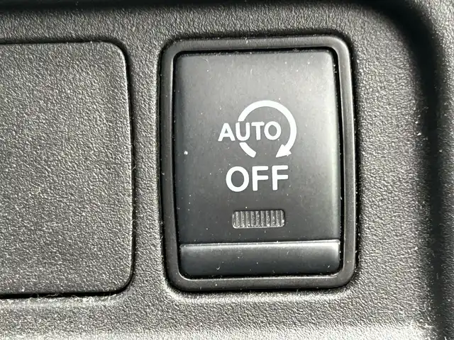 日産 セレナ ハイウェイスター V 岡山県 2020(令2)年 8.1万km ブリリアントホワイトパール 登録時走行距離80270km/社外10インチナビ/フルセグTV(AM.FM.CD.DVD.TV.BT)/フリップダウンモニター/両側パワースライドドア/ハンズフリーパワースライドドア/アラウンドビューモニター/ETC/ブラインドスポットモニター/クリアランスソナー/衝突軽減ブレーキ/横滑り防止装置/クルーズコントロール/アダプティブLEDヘッドライト/アイドリングストップ/16インチ純正AW/フロアマット