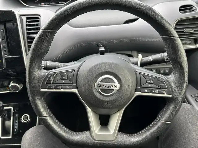 日産 セレナ ハイウェイスター V 岡山県 2020(令2)年 8.1万km ブリリアントホワイトパール 登録時走行距離80270km/社外10インチナビ/フルセグTV(AM.FM.CD.DVD.TV.BT)/フリップダウンモニター/両側パワースライドドア/ハンズフリーパワースライドドア/アラウンドビューモニター/ETC/ブラインドスポットモニター/クリアランスソナー/衝突軽減ブレーキ/横滑り防止装置/クルーズコントロール/アダプティブLEDヘッドライト/アイドリングストップ/16インチ純正AW/フロアマット