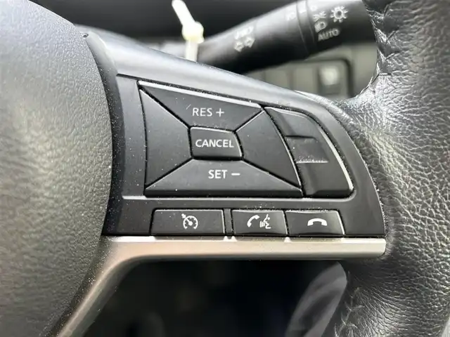 日産 セレナ ハイウェイスター V 岡山県 2020(令2)年 8.1万km ブリリアントホワイトパール 登録時走行距離80270km/社外10インチナビ/フルセグTV(AM.FM.CD.DVD.TV.BT)/フリップダウンモニター/両側パワースライドドア/ハンズフリーパワースライドドア/アラウンドビューモニター/ETC/ブラインドスポットモニター/クリアランスソナー/衝突軽減ブレーキ/横滑り防止装置/クルーズコントロール/アダプティブLEDヘッドライト/アイドリングストップ/16インチ純正AW/フロアマット