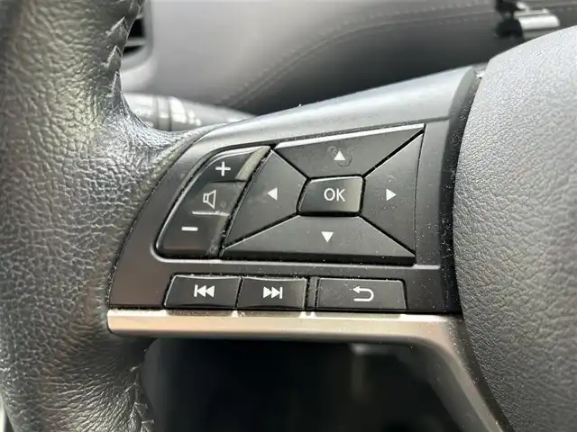 日産 セレナ ハイウェイスター V 岡山県 2020(令2)年 8.1万km ブリリアントホワイトパール 登録時走行距離80270km/社外10インチナビ/フルセグTV(AM.FM.CD.DVD.TV.BT)/フリップダウンモニター/両側パワースライドドア/ハンズフリーパワースライドドア/アラウンドビューモニター/ETC/ブラインドスポットモニター/クリアランスソナー/衝突軽減ブレーキ/横滑り防止装置/クルーズコントロール/アダプティブLEDヘッドライト/アイドリングストップ/16インチ純正AW/フロアマット