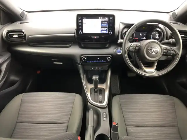 トヨタ ヤリス ハイブリッド Z 愛知県 2020(令2)年 2.4万km ブラック/コーラルクリスタルシャイン 純正ナビ/（ラジオ/Bluetooth/USB）/バックカメラ/ETC2.0/ドラレコ/トヨタセーフティセンス/・レーダークルーズコントロール/・プリクラッシュセーフティ/・レーンディパーチャーアラート/・オートライト/・クリアランスソナー/運転席助手席シートヒーター/ステアスイッチ/ドアバイザー/電格ミラー/純正フロアマット