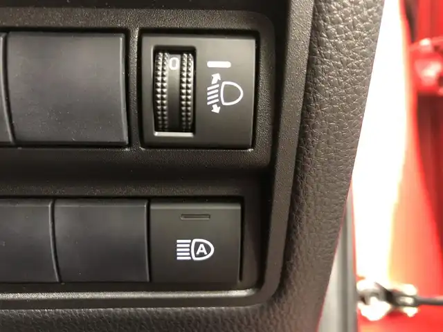 トヨタ ヤリス ハイブリッド Z 愛知県 2020(令2)年 2.4万km ブラック/コーラルクリスタルシャイン 純正ナビ/（ラジオ/Bluetooth/USB）/バックカメラ/ETC2.0/ドラレコ/トヨタセーフティセンス/・レーダークルーズコントロール/・プリクラッシュセーフティ/・レーンディパーチャーアラート/・オートライト/・クリアランスソナー/運転席助手席シートヒーター/ステアスイッチ/ドアバイザー/電格ミラー/純正フロアマット