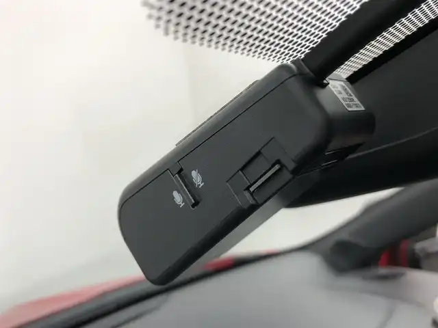 トヨタ ヤリス ハイブリッド Z 愛知県 2020(令2)年 2.4万km ブラック/コーラルクリスタルシャイン 純正ナビ/（ラジオ/Bluetooth/USB）/バックカメラ/ETC2.0/ドラレコ/トヨタセーフティセンス/・レーダークルーズコントロール/・プリクラッシュセーフティ/・レーンディパーチャーアラート/・オートライト/・クリアランスソナー/運転席助手席シートヒーター/ステアスイッチ/ドアバイザー/電格ミラー/純正フロアマット