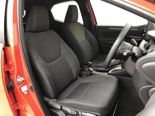 トヨタ ヤリス ハイブリッド Z 愛知県 2020(令2)年 2.4万km ブラック/コーラルクリスタルシャイン 純正ナビ/（ラジオ/Bluetooth/USB）/バックカメラ/ETC2.0/ドラレコ/トヨタセーフティセンス/・レーダークルーズコントロール/・プリクラッシュセーフティ/・レーンディパーチャーアラート/・オートライト/・クリアランスソナー/運転席助手席シートヒーター/ステアスイッチ/ドアバイザー/電格ミラー/純正フロアマット