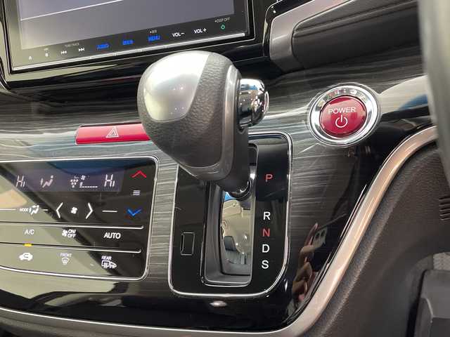 ホンダ オデッセイ ハイブリッド アブソルートセンシングEXパック 鹿児島県 2017(平29)年 4.1万km プレミアムヴィーナスブラックP ホンダセンシング/・アダプティブクルーズコントロール/・衝突軽減ブレーキ/・LKAS/・ロードサインアシスト/・先行車発進お知らせ機能/純正フリップダウンモニター　/純正８インチナビ　/バックカメラ　/オートハイビーム　/ＬＥＤヘッドライト　/ブラインドスポットモニター/パワーシート/AC1500W/ウェルカムライト/純正ラバーフロアマット/サンシェード/アクティブコーナリングライト/ETC