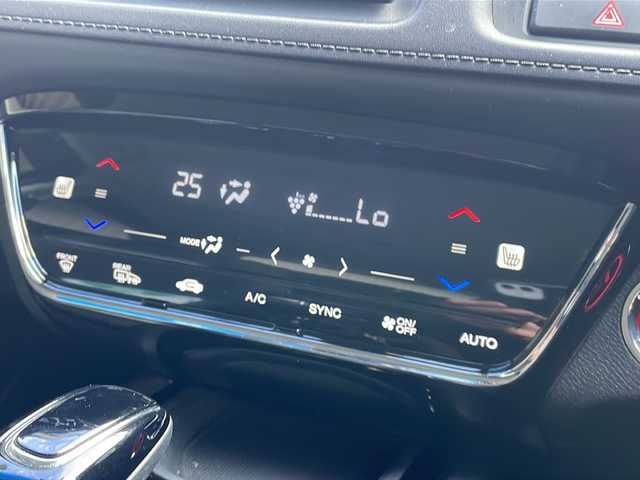 ホンダ ヴェゼル ハイブリッド X ホンダセンシング 長野県 2018(平30)年 7.2万km プレミアムクリスタルレッドM ４WD/純正メモリナビ/バックカメラ/ドライブレコーダー/社外16インチアルミ/純正アルミ夏タイヤ積込/プッシュスタート/クルーズコントロール/ワンオーナー/保証書・取説/スペアキー