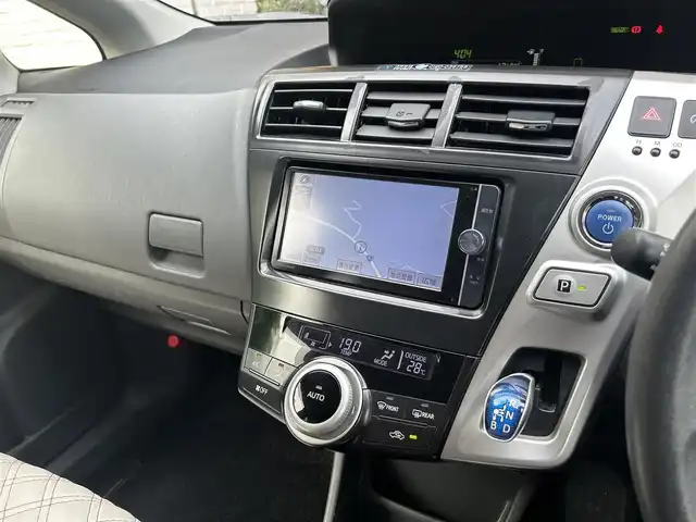 トヨタプリウスα純正ナビ