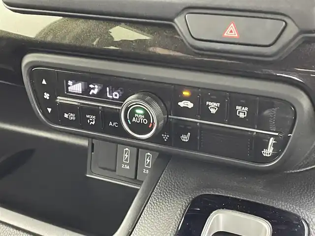 ホンダ Ｎ ＢＯＸ カスタム G L ターボ ホンダセンシング 熊本県 2019(令1)年 5.4万km クリスタルブラックパール 社外ナビフルセグTV BT CD AM FM/無限マフラー/両側パワースライドドア/バックカメラ/ビルトインETC/前席シートヒーター/無限エアロ（F・S・R）/ホンダセンシング/・衝突軽減ブレーキ/・アダブティブクルーズコントロール/・オートマチックハイビーム/・先行車発進お知らせ/・路外逸脱制御機能/・車線維持支援システム/・標識認識システム/横滑り防止/アイドリングストップ/ハーフレザーシート/純正フロアマット/純正AW/パドルシフト/ステアリングリモコン/オートライト/オートマチックハイビーム/LEDヘッドライト/スマートキー/プッシュスタート