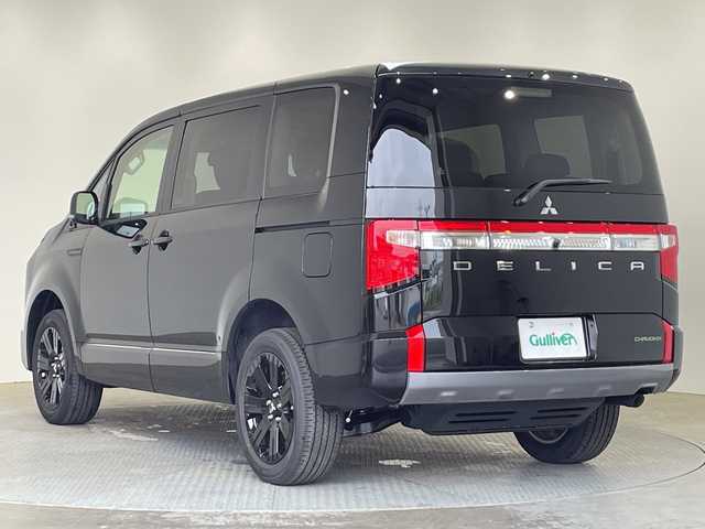 三菱 デリカＤ：５ シャモニー 栃木県 2025(令7)年 0.1万km未満 黒Ⅱ 登録済未使用車/ALPINE 11型ナビ/　(CD/DVD/AppleCarPlay/AndroidAuto//　フルセグ/Bluetooth)/バックカメラ/三菱e-Assist/・衝突被害軽減ブレーキシステム/・車線逸脱警報システム/・レーダークルーズコントロール/・オートマチックハイビーム/・後側方車両検知警報システム/・誤発進抑制機能/両側パワースライドドア/パワーバックドア/ハーフレザーシート/前席シートヒーター/運転席パワーシート/ステアリングヒーター/パドルシフト/純正AW