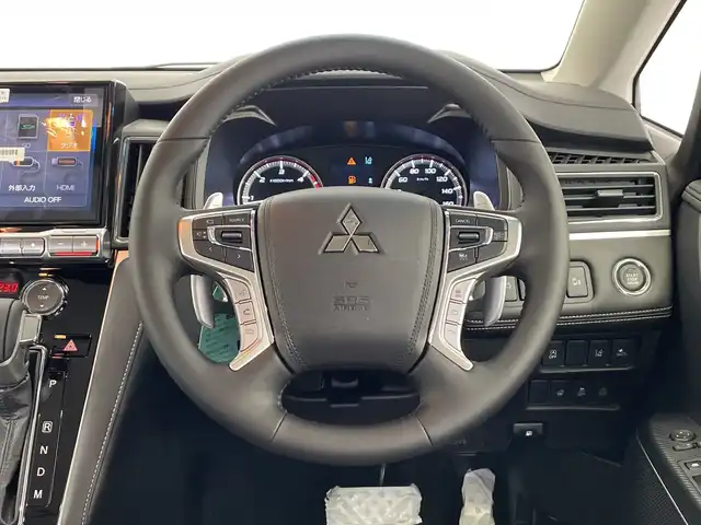三菱 デリカＤ：５ シャモニー 栃木県 2025(令7)年 0.1万km未満 黒Ⅱ 登録済未使用車/ALPINE 11型ナビ/　(CD/DVD/AppleCarPlay/AndroidAuto//　フルセグ/Bluetooth)/バックカメラ/三菱e-Assist/・衝突被害軽減ブレーキシステム/・車線逸脱警報システム/・レーダークルーズコントロール/・オートマチックハイビーム/・後側方車両検知警報システム/・誤発進抑制機能/両側パワースライドドア/パワーバックドア/ハーフレザーシート/前席シートヒーター/運転席パワーシート/ステアリングヒーター/パドルシフト/純正AW