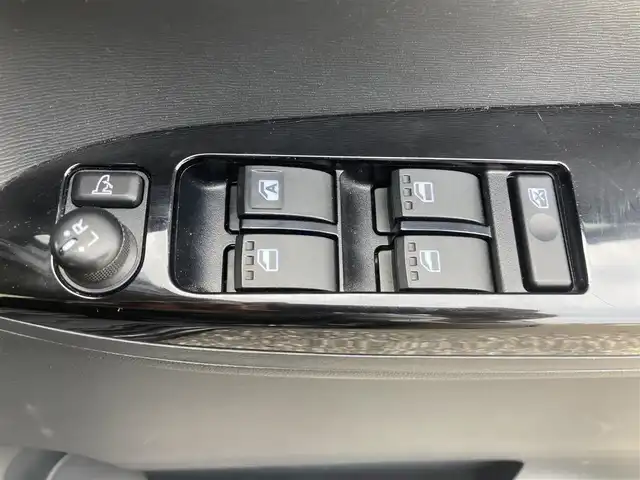 ダイハツ タント カスタム RS トップED SA 島根県 2014(平26)年 4.1万km ブラックマイカメタリック 〇社外ナビ(CD/DVD/BT/フルセグ)/〇両側パワースライドドア/〇バックカメラ/〇ETC/〇スマートアシスト/〇低速衝突回避支援ブレーキ機能/〇アイドリングストップ/〇LEDヘッドランプ/〇オートライト/〇オートエアコン/〇合皮/ファブリックコンビシート/〇シートカバー取付/〇純正15インチアルミ/〇禁煙車