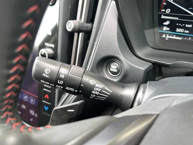 スバル レヴォーグ 1．8STIスポーツ EX 愛知県 2022(令4)年 3.7万km クリスタルホワイトP 登録時走行距離37348キロ/純正ナビゲーション/(Bluetooth/USB入力/AUX/iPod/AMFMラジオ)/バックカメラ/サイド、フロントビューカメラ/純正エアロ/AME STEINER SUPERIORITYホイール/純正タイヤあり/サンルーフ/運転席、助手席パワーシート/運転席、助手席シートヒーター/パワーバックドア/ビークルダイナミクスコントロールシステム/オートビークルホールド/プリクラッシュブレーキ/後退時ブレーキアシスト/追従式クルーズコントロール/レーンキープアシスト/後側方警戒支援システム/ステアリング連動ヘッドランプ/オートハイビーム/ETC/ワンオーナー/取扱説明書