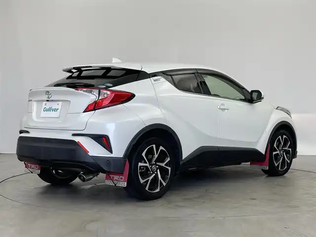 トヨタ Ｃ－ＨＲ G－T 埼玉県 2017(平29)年 4.5万km ホワイトパールクリスタルシャイン 純正ナビ　バックカメラ　ＢＳＭ　レーダークルーズコントロール　ビルトインＥＴＣ　シートヒーター　ドライブレコーダー　ハーフレザー　純正アルミホイール　コーナーセンサー　ＬＥＤライト　地デジＴＶ