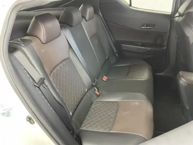 トヨタ Ｃ－ＨＲ G－T 埼玉県 2017(平29)年 4.5万km ホワイトパールクリスタルシャイン 純正ナビ　バックカメラ　ＢＳＭ　レーダークルーズコントロール　ビルトインＥＴＣ　シートヒーター　ドライブレコーダー　ハーフレザー　純正アルミホイール　コーナーセンサー　ＬＥＤライト　地デジＴＶ