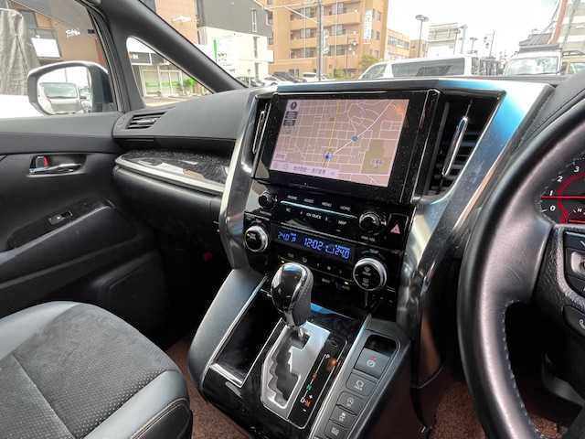 トヨタ アルファード S タイプゴールド 福島県 2021(令3)年 3.9万km ホワイトパールクリスタルシャイン 4WD/純正ディスプレイオーディオ/【フルセグ/Bluetooth/USB/Miracast】/ナビ機能拡張有/バックカメラ/ハーフレザーシート/社外16inアルミホイール/TOYOTA Safety Sense/レーダークルーズコントロール/PCS：プリクラッシュセーフティシステム/オートハイビーム/純正LEDヘッドライト/純正フォグランプ/純正ドライブレコーダー/純正フロアマット/ビルトインETC/スマートキー/エンジンプッシュスタート/スペアキー×1