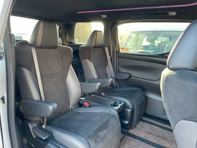 トヨタ アルファード S タイプゴールド 道北・旭川 2021(令3)年 3.9万km ホワイトパールクリスタルシャイン AIS検査済み/【2510017035】/20AW RX純正 Fスポーツ/レーダー　ダイマックスR8＋/バックカメラ/ハーフレザーシート/社外16inアルミホイール/TOYOTA Safety Sense/レーダークルーズコントロール/PCS：プリクラッシュセーフティシステム/オートハイビーム/純正LEDヘッドライト/純正フォグランプ/純正ドライブレコーダー/純正フロアマット/ビルトインETC/スマートキー/エンジンプッシュスタート/スペアキー×1/社外パーツ取付有