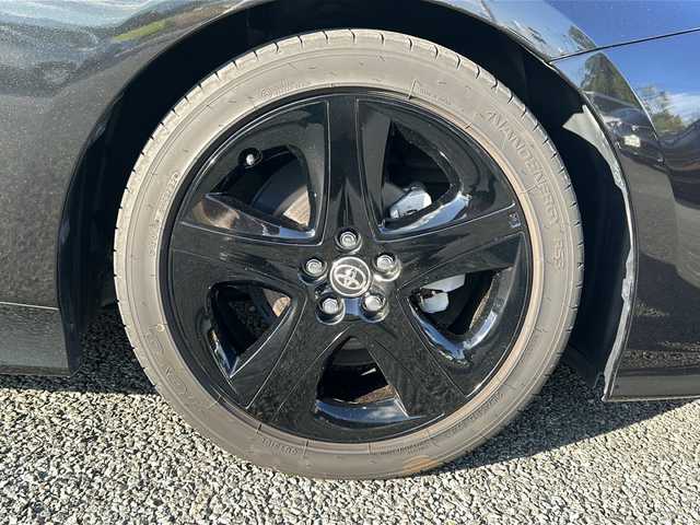 トヨタ プリウス S ツーリングセレ ブラックED 福岡県 2022(令4)年 2.8万km プレシャスブラックパール 純ナビ9インチ(AM/FM/DVD/TV/BT)/アラウンドビューモニター/バックカメラ/トヨタセーフティセンス/社外前後ドラレコ(TZ-DR210)/ビルトインETC/TVキャンセラー/D席＋N席シートヒーター/前後コーナーセンサー/合皮レザーシート/専用LEDヘッドライト＆フォグランプ/専用LEDアクセサリーランプ/専用17インチアルミホイール/ブラック塗装センターピラーガーニッシュ