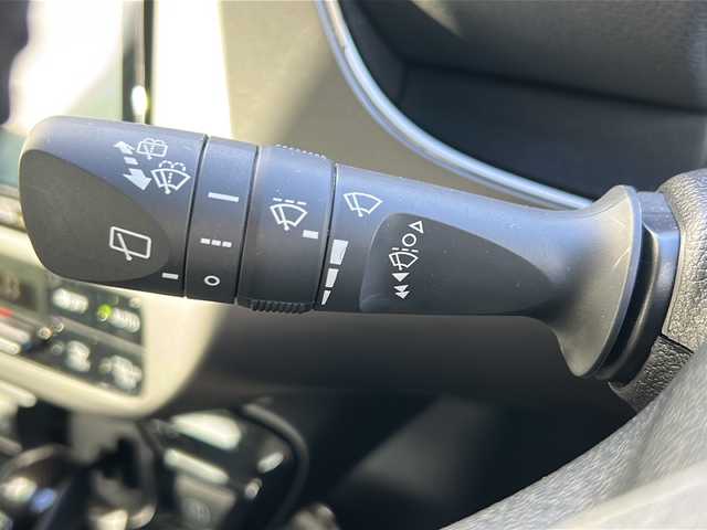 トヨタ プリウス S ツーリングセレ ブラックED 福岡県 2022(令4)年 2.8万km プレシャスブラックパール 純ナビ9インチ(AM/FM/DVD/TV/BT)/アラウンドビューモニター/バックカメラ/トヨタセーフティセンス/社外前後ドラレコ(TZ-DR210)/ビルトインETC/TVキャンセラー/D席＋N席シートヒーター/前後コーナーセンサー/合皮レザーシート/専用LEDヘッドライト＆フォグランプ/専用LEDアクセサリーランプ/専用17インチアルミホイール/ブラック塗装センターピラーガーニッシュ