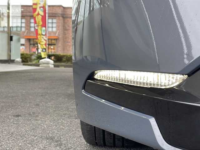 トヨタ プリウス Z 福島県 2024(令6)年 0.7万km グレー ワンオーナー　フルセグTV　　メーカー純正ナビ　ETC　純正AW　クルコン追従　全方位カメラ　衝突軽減　車両脱線　プッシュスタート　ステアリングスイッチ　純正フロアマット　メモリーシート　シートヒーター　パワーバックドア　ステアリングヒーター　デジタルインナーミラー