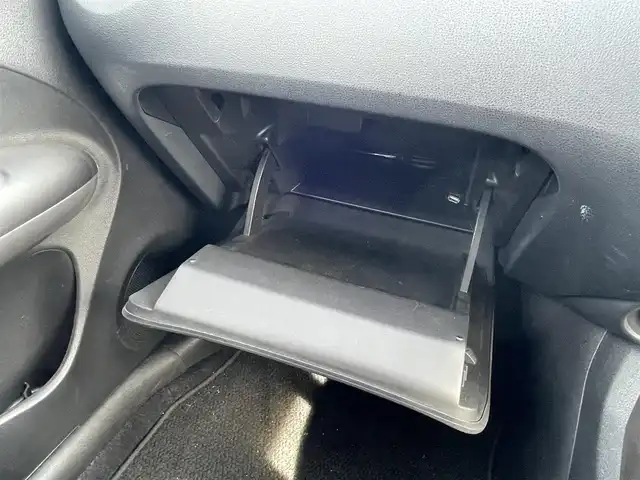 日産 ジューク 15RX Vセレクション 宮崎県 2016(平28)年 13.4万km ブリリアントホワイトパール 純正ナビ/（MM115D-W）（BT）（ワンセグTV）/パワーステアリング/プッシュスタート/パワーウインドウ/エアバックW/純正LEDヘッドライト/純正フロアマット/バックカメラ/パーキングアシスト/オートライト/横滑り防止装置/盗難防止装置/ABS/AAC/ETC