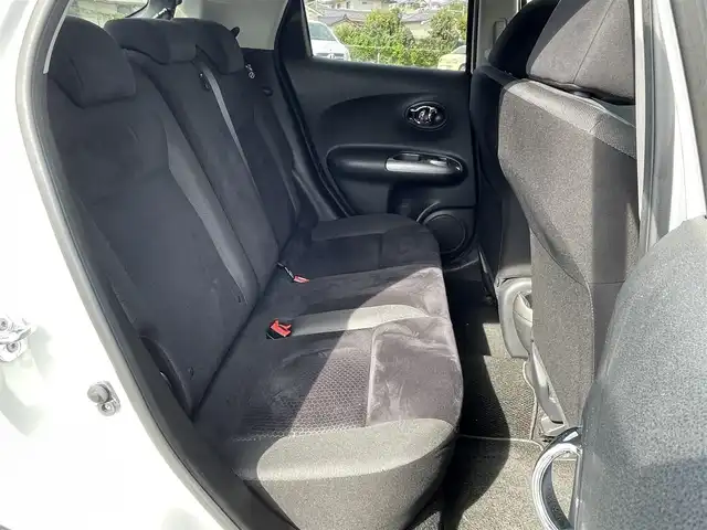 日産 ジューク 15RX Vセレクション 宮崎県 2016(平28)年 13.4万km ブリリアントホワイトパール 純正ナビ/（MM115D-W）（BT）（ワンセグTV）/パワーステアリング/プッシュスタート/パワーウインドウ/エアバックW/純正LEDヘッドライト/純正フロアマット/バックカメラ/パーキングアシスト/オートライト/横滑り防止装置/盗難防止装置/ABS/AAC/ETC