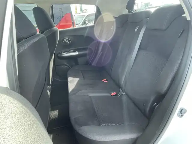 日産 ジューク 15RX Vセレクション 宮崎県 2016(平28)年 13.4万km ブリリアントホワイトパール 純正ナビ/（MM115D-W）（BT）（ワンセグTV）/パワーステアリング/プッシュスタート/パワーウインドウ/エアバックW/純正LEDヘッドライト/純正フロアマット/バックカメラ/パーキングアシスト/オートライト/横滑り防止装置/盗難防止装置/ABS/AAC/ETC