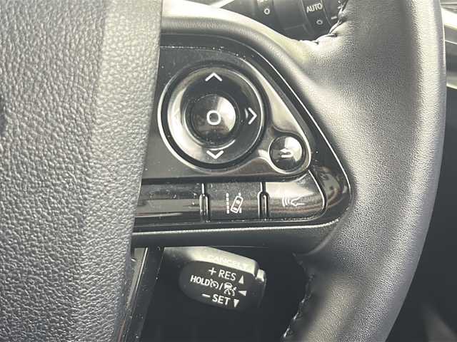 トヨタ プリウス A ツーリングセレクション 茨城県 2020(令2)年 5.3万km ホワイトパールクリスタルシャイン モデリスタエアロ/TRDマフラー/TEIN車高調/純正9インチナビ/バックカメラ/トヨタセーフティセンス/レーダークルーズコントロール/レザーシート/シートヒーター/HUD/BSM/前後ドライブレコーダー/ETC2.0/純正フロアマット/LEDヘッドライト/フォグランプ/オートライト/クリアランスソナー/スマートキー