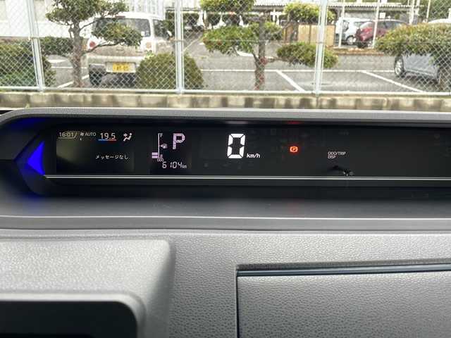 ダイハツ タント カスタム RS 山口県 2023(令5)年 0.7万km ファイアークォーツレッドM 社外メモリナビ/・HDMI/・フルセグテレビ/・Bluetooth/バックカメラ/ETC/スマートアシスト/・衝突回避支援ブレーキ/・衝突被害軽減ブレーキ/・衝突警報機能/・誤発進抑制制御機能/・先行車発進お知らせ機能/・車線逸脱警報機能/・オートハイビーム/両側パワースライドドア/プッシュスタート/スマートキー/アイドリングストップ/純正LEDヘッドライト/フォグランプ/純正アルミホイール15インチ/コーナーセンサー/純正フロアマット/取扱説明書