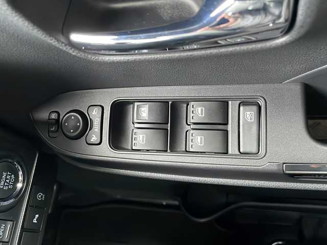 ダイハツ タント カスタム RS 山口県 2023(令5)年 0.7万km ファイアークォーツレッドM 社外メモリナビ/・HDMI/・フルセグテレビ/・Bluetooth/バックカメラ/ETC/スマートアシスト/・衝突回避支援ブレーキ/・衝突被害軽減ブレーキ/・衝突警報機能/・誤発進抑制制御機能/・先行車発進お知らせ機能/・車線逸脱警報機能/・オートハイビーム/両側パワースライドドア/プッシュスタート/スマートキー/アイドリングストップ/純正LEDヘッドライト/フォグランプ/純正アルミホイール15インチ/コーナーセンサー/純正フロアマット/取扱説明書