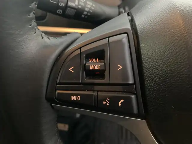 スズキ スペーシア ギア マイスタイル 福岡県 2023(令5)年 1.9万km オフブルーメタリック/ガンメタリック2トーンルーフ スズキセーフティサポート/レーンキープアシスト/ドラレコ/バックカメラ/アラウンドビューカメラ/BT/純正ナビ/CDチェンジャー/フルセグTV/純正アルミホイール/純正フロアマット/プッシュスタート/スマートキー/オートライト/LEDヘッド/ルーフレール