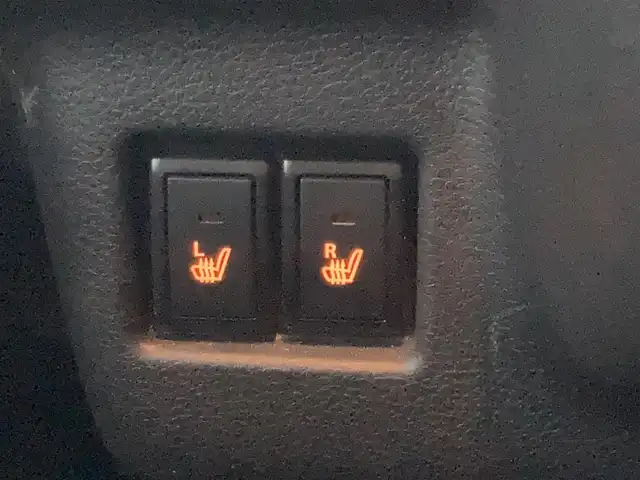 スズキ スペーシア ギア マイスタイル 福岡県 2023(令5)年 1.9万km オフブルーメタリック/ガンメタリック2トーンルーフ スズキセーフティサポート/レーンキープアシスト/ドラレコ/バックカメラ/アラウンドビューカメラ/BT/純正ナビ/CDチェンジャー/フルセグTV/純正アルミホイール/純正フロアマット/プッシュスタート/スマートキー/オートライト/LEDヘッド/ルーフレール