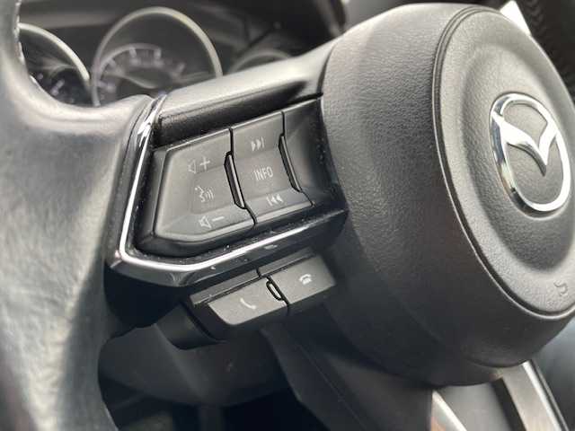 マツダ ＣＸ－８ XD プロアクティブ 静岡県 2018(平30)年 7万km スノーフレイクホワイトパールマイカ ●純正ディスプレイメモリーナビ/（フルセグ/CD/DVD/Bluetooth）/●全方位カメラ/●レーダークルーズコントロール/●スマートブレーキサポート/●前後パーキングセンサー/●レーンキープアシストシステム/●トランクションコントロールシステム/●ブラインドスポットモニタリング/●電動パーキングブレーキ/●オートブレーキホールド/●i-stop/●LEDヘッドライト/●オートライト/●革巻きステアリング/●ステアリングスイッチ/●電動格納ウインカーミラー/●運転席パワーシート/●シートメモリ/●運転席＆助手席シートヒーター/●ETC/●社外フロアマット/●ドアバイザー/●前後ドライブレコーダー/●プッシュスタート/●スマートキー/●純正19インチアルミホイール/●W+サイド+カーテンSRS+ABS