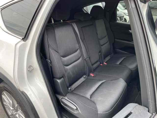 マツダ ＣＸ－８ XD プロアクティブ 静岡県 2018(平30)年 7万km スノーフレイクホワイトパールマイカ ●純正ディスプレイメモリーナビ/（フルセグ/CD/DVD/Bluetooth）/●全方位カメラ/●レーダークルーズコントロール/●スマートブレーキサポート/●前後パーキングセンサー/●レーンキープアシストシステム/●トランクションコントロールシステム/●ブラインドスポットモニタリング/●電動パーキングブレーキ/●オートブレーキホールド/●i-stop/●LEDヘッドライト/●オートライト/●革巻きステアリング/●ステアリングスイッチ/●電動格納ウインカーミラー/●運転席パワーシート/●シートメモリ/●運転席＆助手席シートヒーター/●ETC/●社外フロアマット/●ドアバイザー/●前後ドライブレコーダー/●プッシュスタート/●スマートキー/●純正19インチアルミホイール/●W+サイド+カーテンSRS+ABS