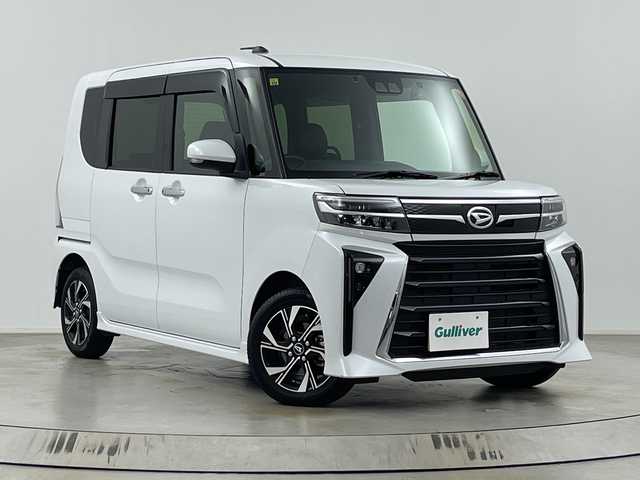 ダイハツ タント カスタム X 埼玉県 2023(令5)年 2.7万km シャイニングホワイトパール 純正ナビ/　(Bluetooth/USB/DVD/CD/HDMI/FM/AM)/フルセグテレビ/バックカメラ/ETC/前方ドライブレコーダー/両側パワースライドドア/ハーフレザーシート/運転席・助手席シートヒーター/衝突被害軽減ブレーキ/車線逸脱警報/クリアランスソナー/オートハイビーム/オートLEDライト/電子パーキングシステム/ブレーキホールド/プッシュスタート/純正14インチアルミホイール