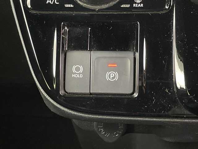 ダイハツ タント カスタム X 埼玉県 2023(令5)年 2.7万km シャイニングホワイトパール 純正ナビ/　(Bluetooth/USB/DVD/CD/HDMI/FM/AM)/フルセグテレビ/バックカメラ/ETC/前方ドライブレコーダー/両側パワースライドドア/ハーフレザーシート/運転席・助手席シートヒーター/衝突被害軽減ブレーキ/車線逸脱警報/クリアランスソナー/オートハイビーム/オートLEDライト/電子パーキングシステム/ブレーキホールド/プッシュスタート/純正14インチアルミホイール