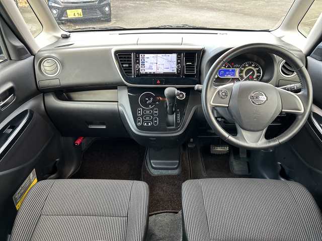 日産 デイズ ルークス ハイウェイスター Xターボ 山梨県 2019(平31)年 2.2万km オーシャンブルーP 純正ナビ　/全方位カメラ　/４WD　/ターボ　/ワンセグ　/両側パワースライドドア　/ETC　/プッシュスタート　/純正フロアマット　/LEDライト　/横滑り防止機能　/オートライト/コーナーセンサー