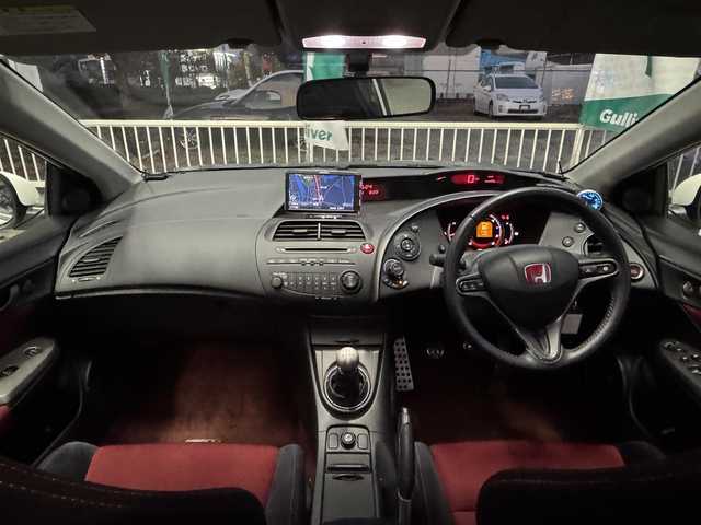 ホンダ シビック タイプR ユーロ 兵庫県 2009(平21)年 3.5万km チャンピオンシップホワイト アドバン18インチAW/Defiインマニ圧メーター/DefiアドバンスZDマルチ表示計/社外ポータブルナビ/ETC/ステアリングリモコン/純正オーディオ/リアパーキングセンサー/革巻きステアリング/タイプR専用シート/6速MT/キセノンヘッドライト/キーレスキー/プッシュスタート/純正ホイール積み込み（スタッドレス）